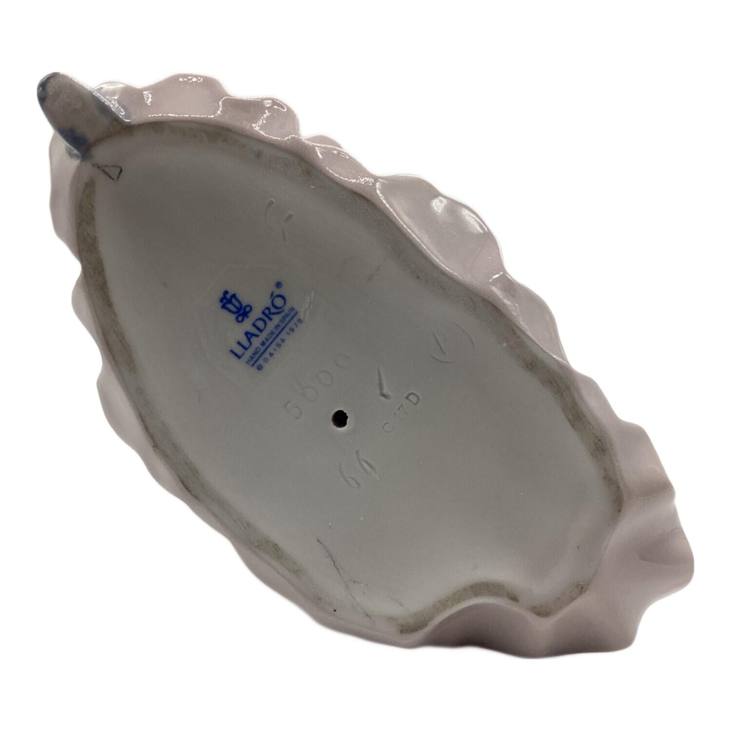 LLADRO (リヤドロ) フィギュリン【読書する貴婦人】 5000｜トレファク