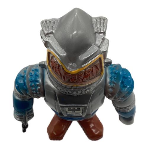 BANDAI（バンダイ）ウルトラ怪獣シリーズ ユートム ソフビフィギュア 円谷プロ レトロホビー