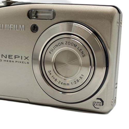 FUJIFILM (フジフィルム) コンパクトデジタルカメラ Fine Pix F50fd