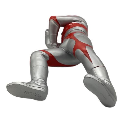 ウルトラマンシリーズ (千値練) ソフビフィギュア 中国製 円谷プロ ウルトラマンA【暁に空に浮かぶ影】 2002年