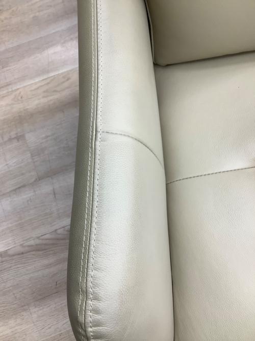 ニトリ 1人掛けリクライニングソファー グレー 電動 半革 LE01