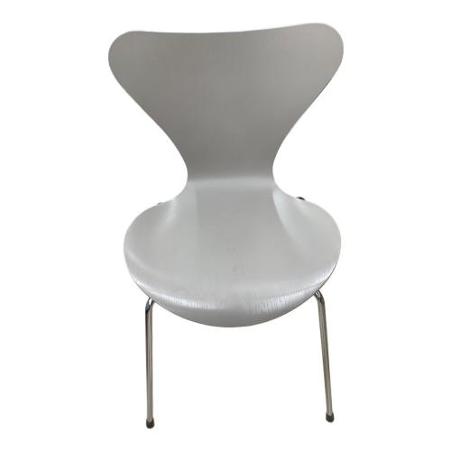 Fritz Hansen (フリッツハンセン) ダイニングチェアー 12 グレー セブンチェア