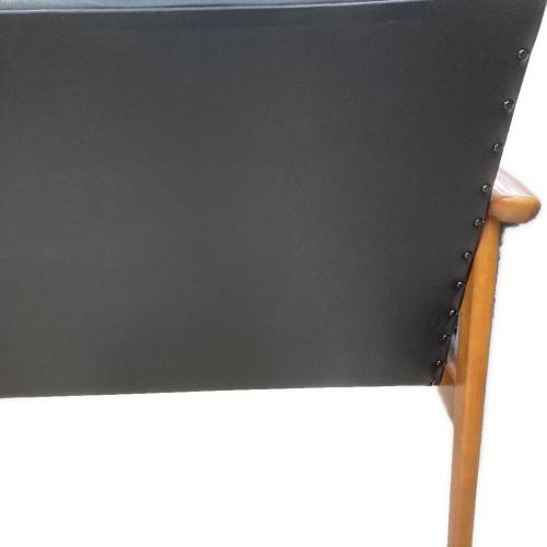 カリモク60 (カリモクロクマル) Kチェア 50周年復刻プレート 205 スタンダードブラック