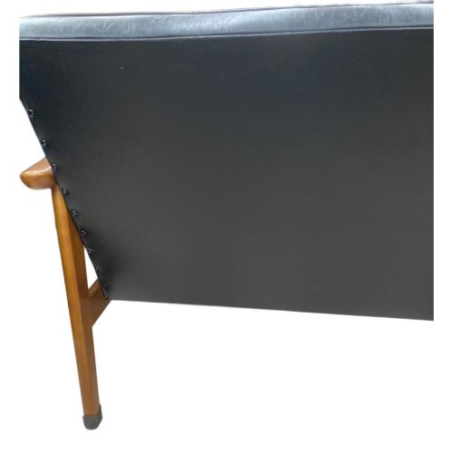 カリモク60 (カリモクロクマル) Kチェア 50周年復刻プレート 205 スタンダードブラック