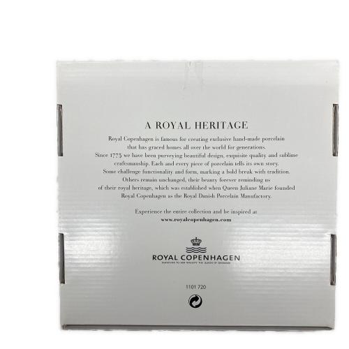 ROYAL COPENHAGEN (ロイヤル・コペンハーゲン) プレート Y スクエアディッシュ