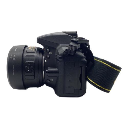 Nikon (ニコン) デジタルカメラ D5300
