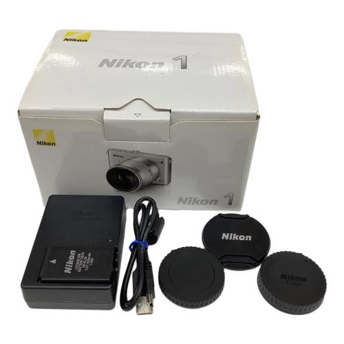 Nikon (ニコン) ミラーレス一眼カメラ J3