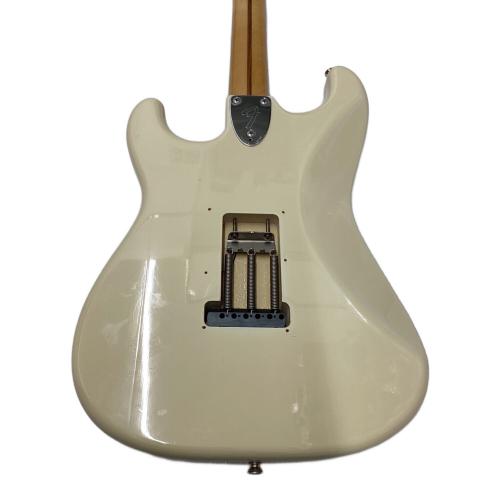 FENDER JAPAN (フェンダージャパン) ストラトキャスター エレキギター ST72-85SC @ 1993-1994