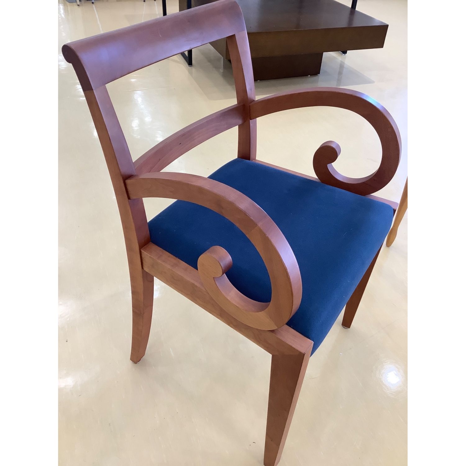 最終値下》 【kuuu様専用】PORADA GARBO 充実の品 KIDS KIDS CHAIR