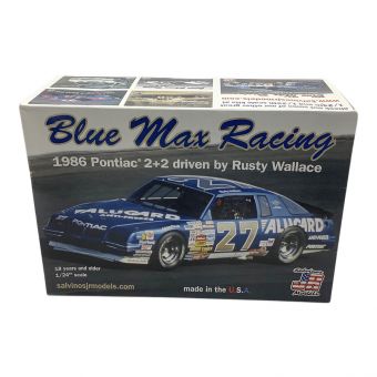 Salvinos Jr Models プラモデル 1/24 Blue Max Racing