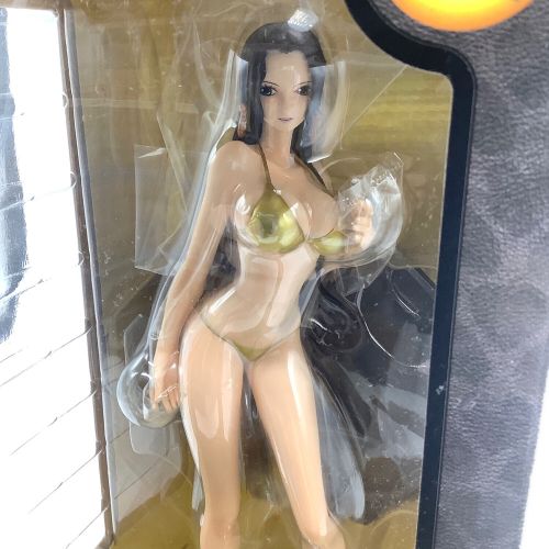 ONE PIECE (ワンピース) フィギュア 1/8スケール BOA HANCOCK Ver.GOLD