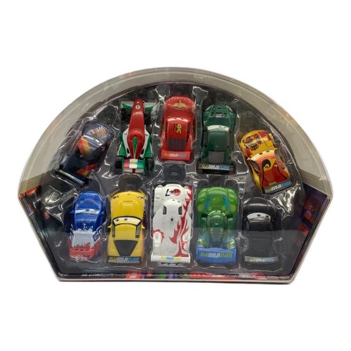 Cars2（カーズ2）デラックスフィギュアプレイセット　ディズニーグッズ