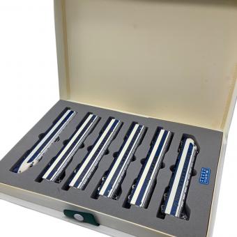 KATO (カトー) Nゲージ 車両セット(6両編成) 10-136 0系 2000番台 東海道・山陽新幹線