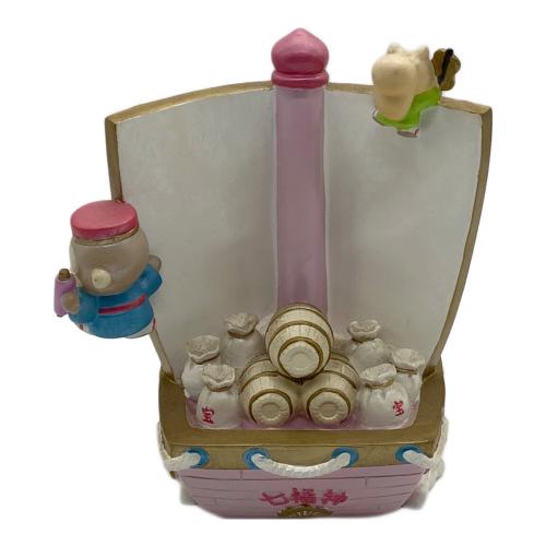 サンリオキャラクター 宝船 七福神 置物