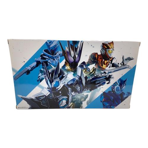 BANDAI (バンダイ) 仮面ライダー DXメモリアルプログライズキーセット SIDE A.I.M.S.＆ZAIA 「仮面ライダーゼロワン」