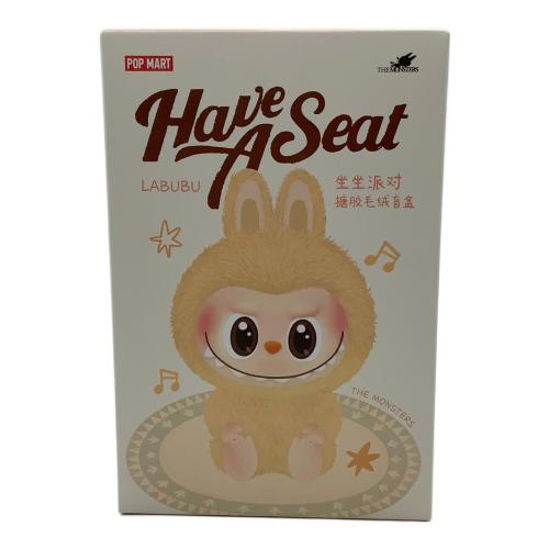 POP MART (ポップマート) LABUBU マスコット人形 HAVE A SEAT