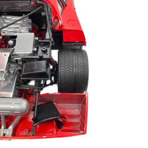 フェラーリF40 モデルカー 現状販売 1/18