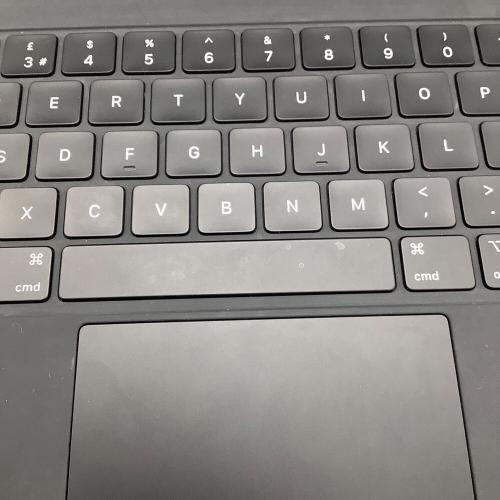 Apple (アップル) マジックキーボード A2480 12.9インチ用