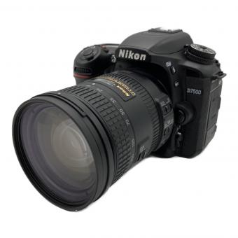 Nikon (ニコン) デジタル一眼レフカメラ D7500