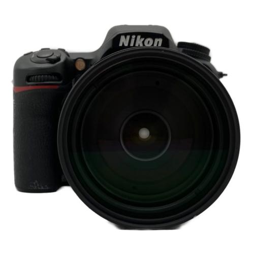 Nikon (ニコン) デジタル一眼レフカメラ D7500