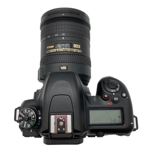 Nikon (ニコン) デジタル一眼レフカメラ D7500