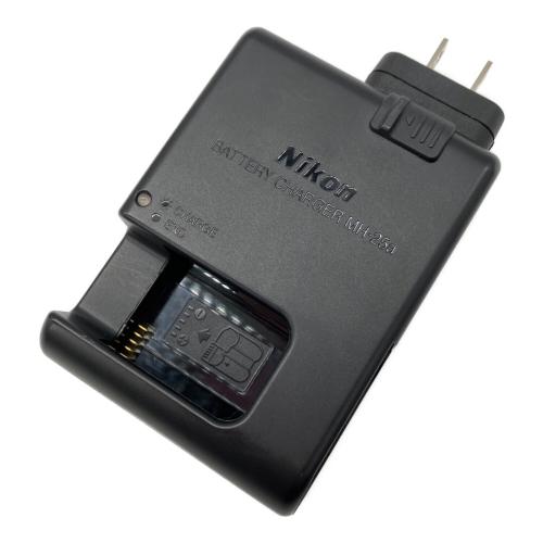 Nikon (ニコン) デジタル一眼レフカメラ D7500
