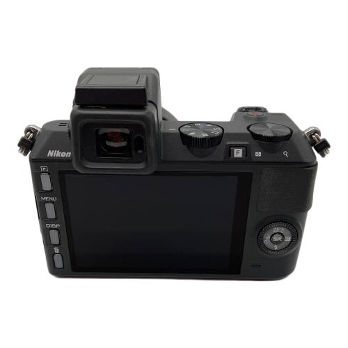 Nikon (ニコン) デジタル一眼レフカメラ 1 V2 キズ・画面ヨゴレ有/ズームレンズ「1 NIKKOR VR 10-30mm f/3.5-5.6」