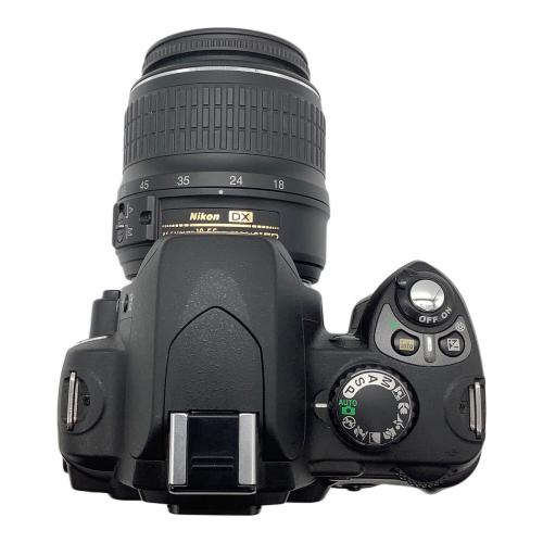 Nikon (ニコン) デジタル一眼レフカメラ D40
