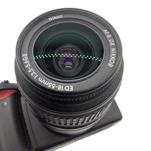 Nikon (ニコン) デジタル一眼レフカメラ D40