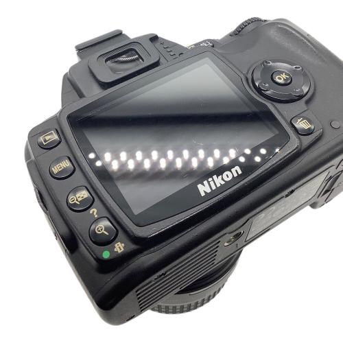 Nikon (ニコン) デジタル一眼レフカメラ D40