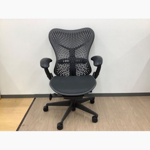 Herman Miller (ハーマンミラー) ミラチェア ブラック MR113AAM