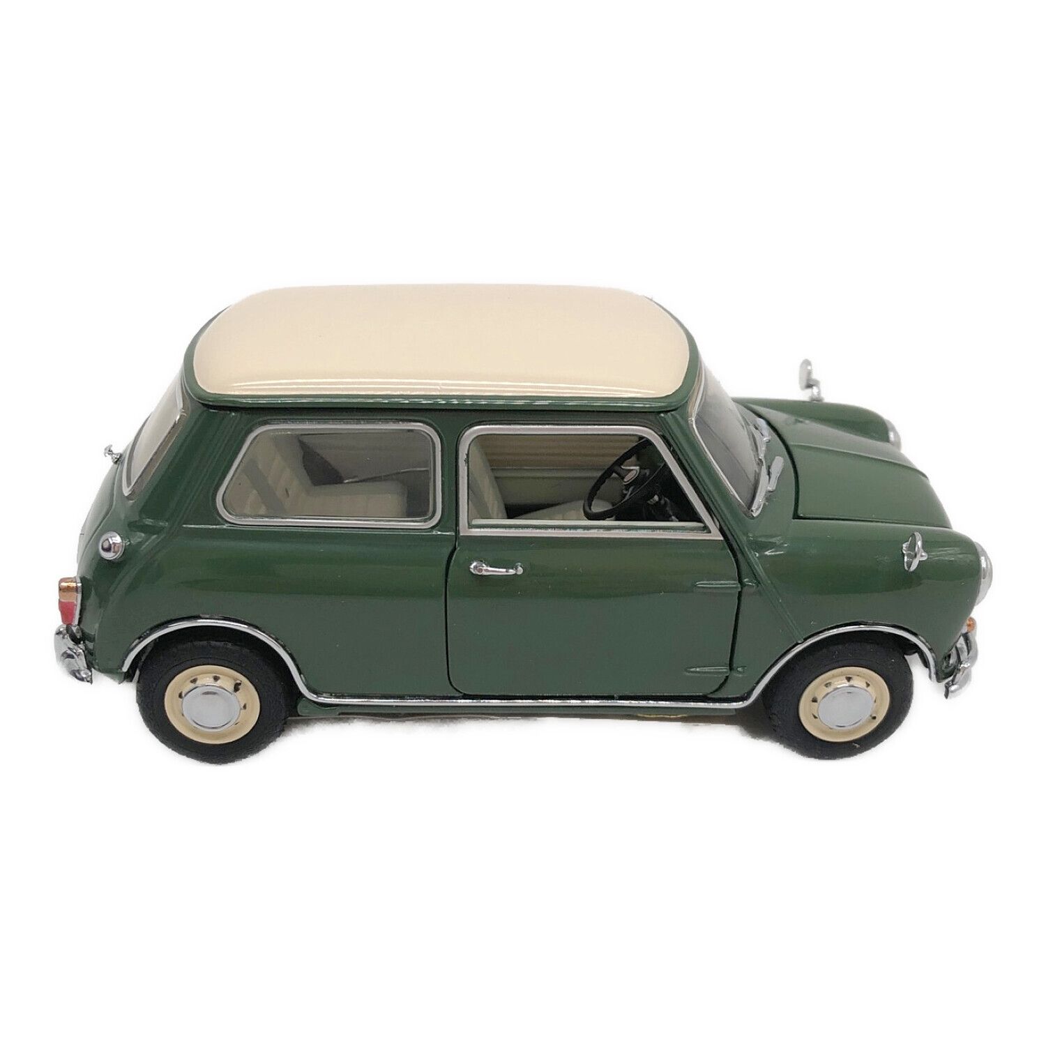 15,510円フランクリン・ミント 1/24 1967 Morris Mini Cooper