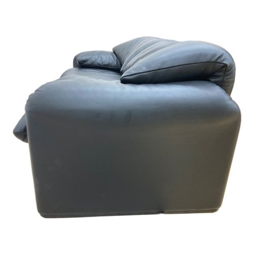 CASSINA (カッシーナ) 2人掛けソファー ブラック 74 レザー マラルンガ