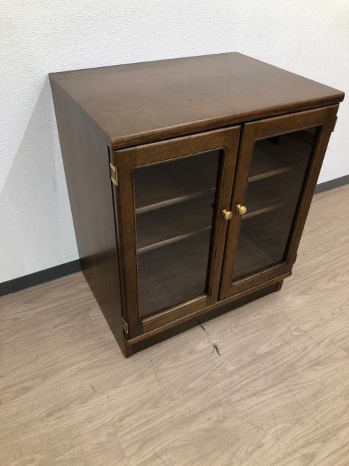 karimoku (カリモク) キャビネット ブラウン ガラス扉付