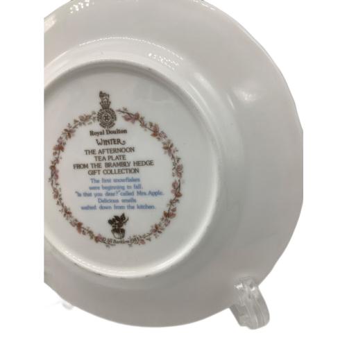 ROYAL DOULTON (ロイヤルドルトン) アートプレート WINTER ブランブリーヘッジ