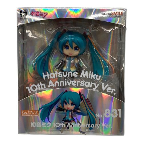 GOODSMILE COMPANY (グッドスマイルカンパニー) フィギュア 初音ミク 10th Anniversary Ver. ねんどろいど 831 箱上部にフィルム剥離有