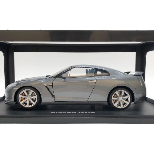 AUTOart MILLENNIUM モデルカー NISSAN GT-R R35 1/18 ダークメタル