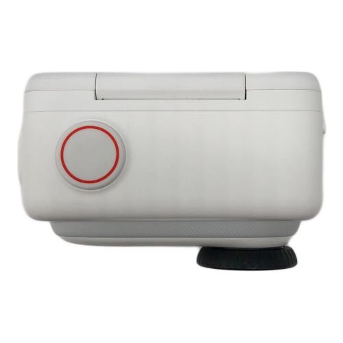 Insta360 (インスタ360) アクションカメラ 4K 128GB 2.2 型(インチ) Insta360  GO 3S -