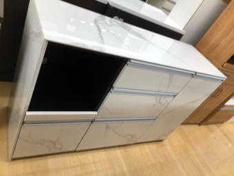 KIMURA (キムラ) 大理石調キッチンカウンター ホワイト 現行販売品 1枚扉 3段引き出し セラミック天板 モデル名:SIENA140