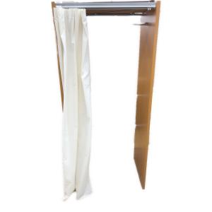 カーテン付きクローゼット ナチュラル