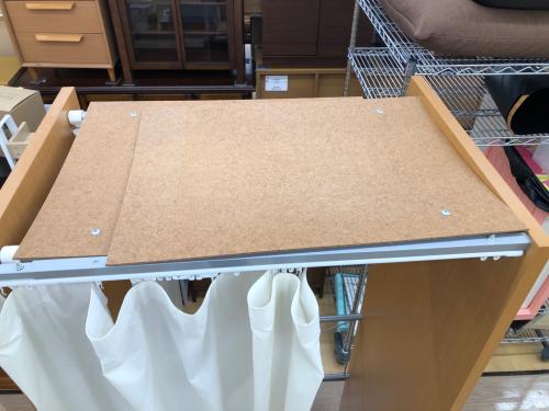 カーテン付きクローゼット ナチュラル