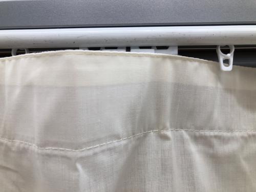 カーテン付きクローゼット ナチュラル