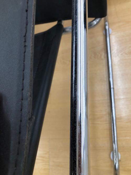 チェア ブラック×シルバー ワシリーチェア リプロダクト品 酸化有 275 合皮