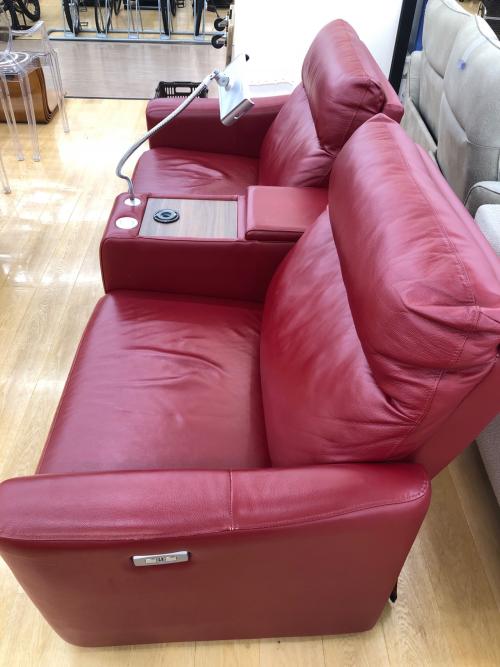ニトリ 電動リクライニングソファ レッド スレ・キズ複数有