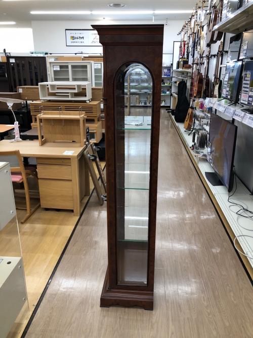 コレクションボード ブラウン　アンティーク調 ガラス扉