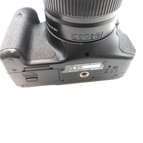 CANON デジタル一眼レフカメラ (ダブルズームキット) ※ステレオAVケーブル、付属ディスク2枚欠品