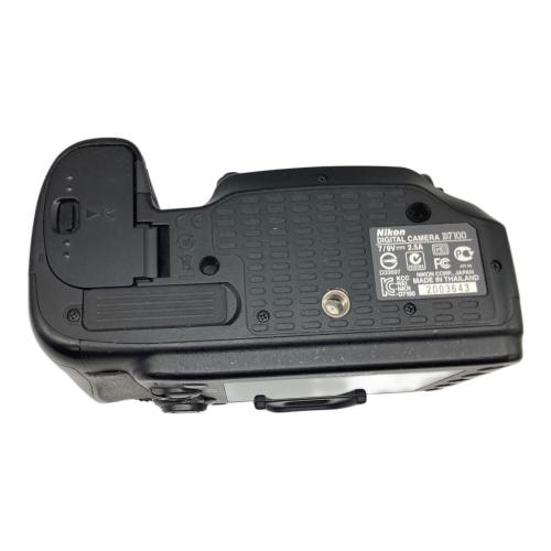 Nikon デジタル一眼レフカメラ ボディのみ