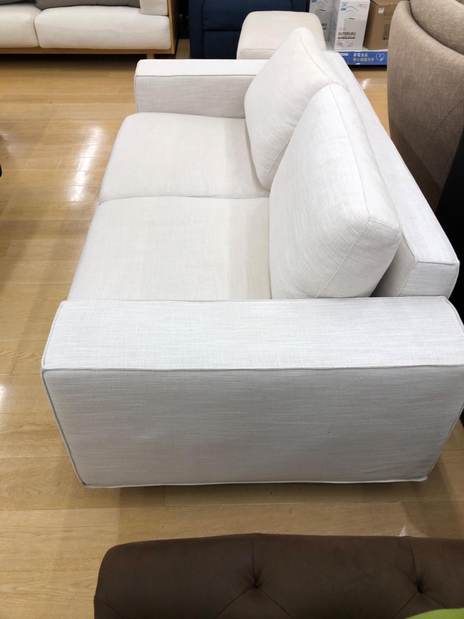 ACTUS (アクタス) 2人掛けソファー ホワイト オットマン付