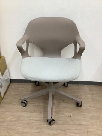 Herman Miller (ハーマンミラー) オフィスチェア ベージュ×ホワイト 218 ゼフチェア BA511SP