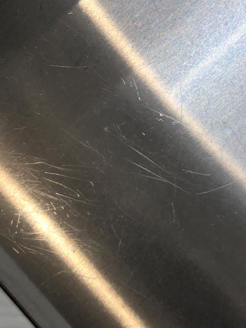 ステンレス天板キッチンカウンター ホワイト×シルバー  1枚扉 2段